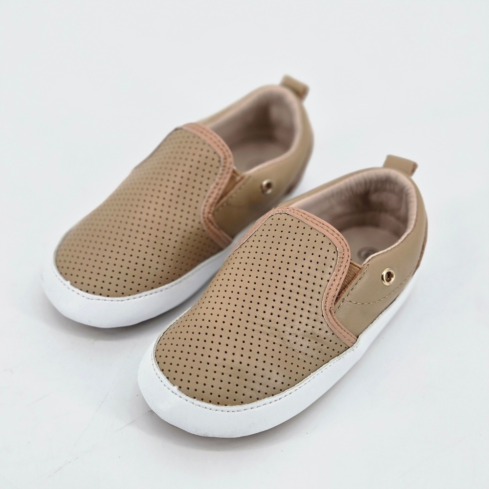 Little Love Bug Tan Quinn Slip On Leather Wide Toe Box Toddler Shoes Size 8 VGUC